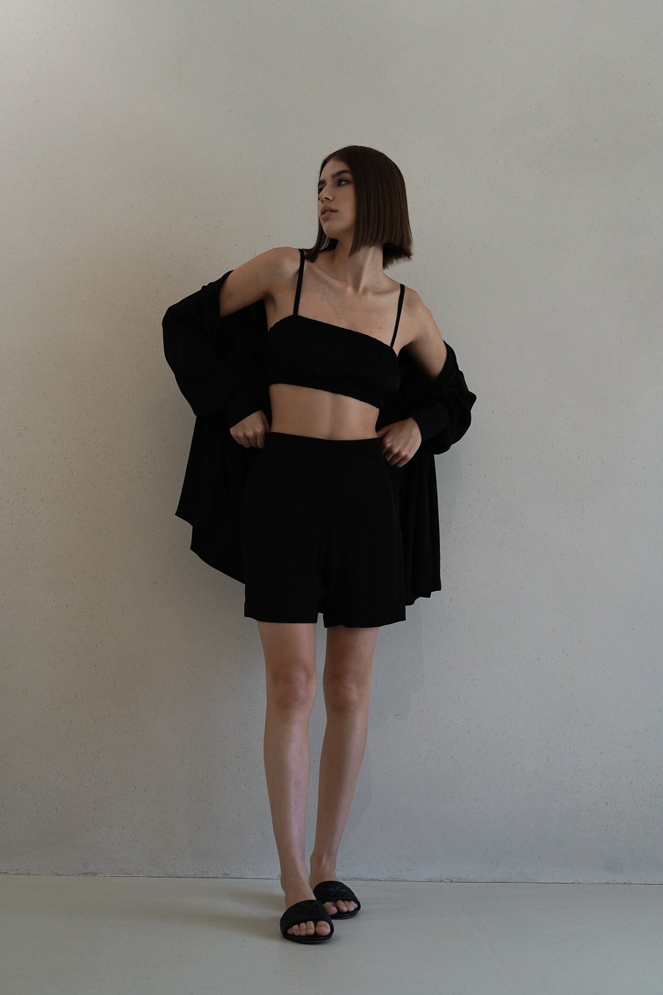 Isa black shorts II