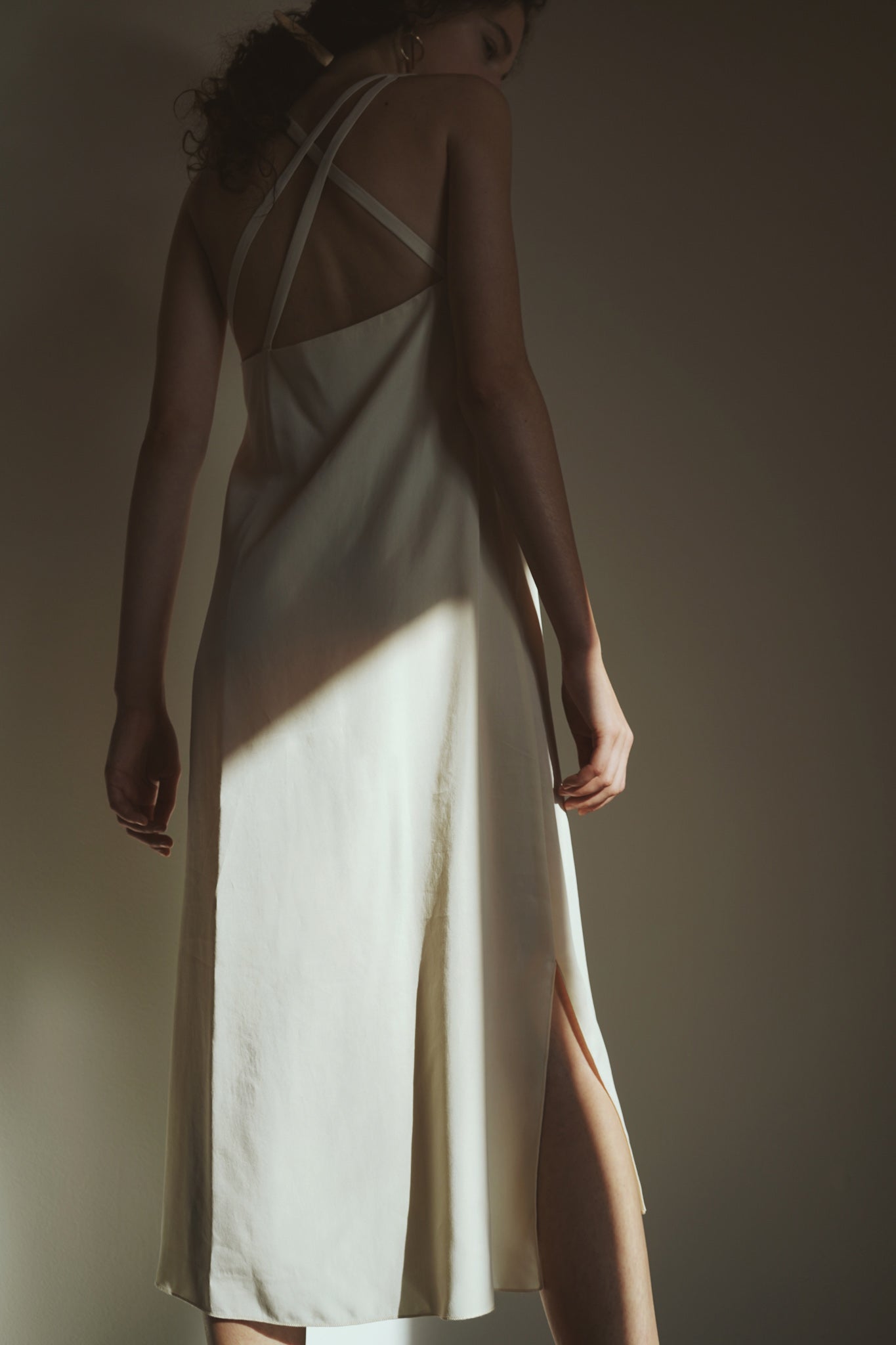 Lilla dvojramienkové šaty