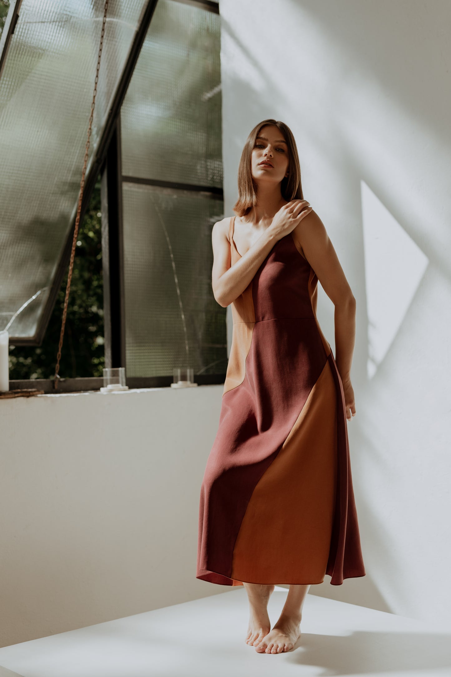 Olivia šaty na ramienka