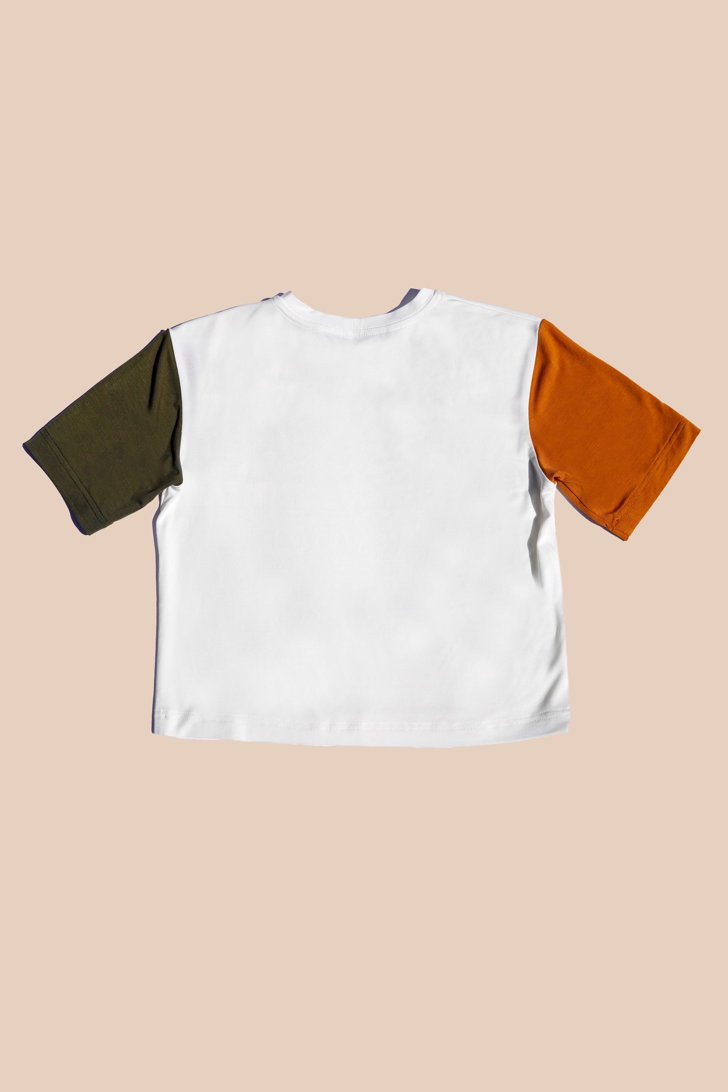 T-shirt with short sleeves white