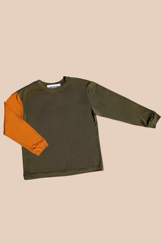 T-shirt with long sleeves green